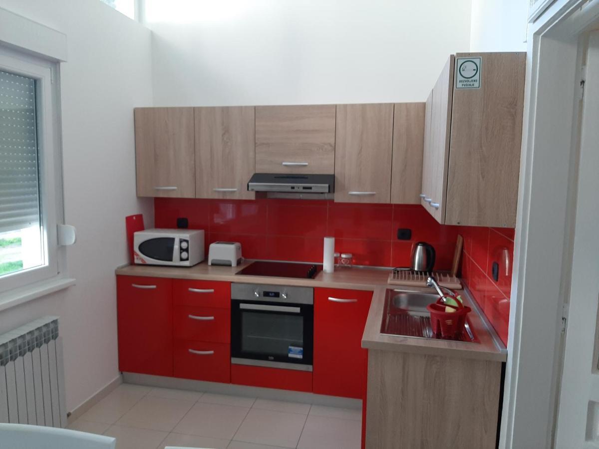 Apartman Kod Kestena 오시예크 외부 사진