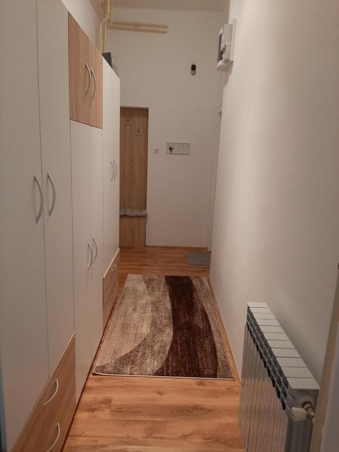 Apartman Kod Kestena 오시예크 외부 사진