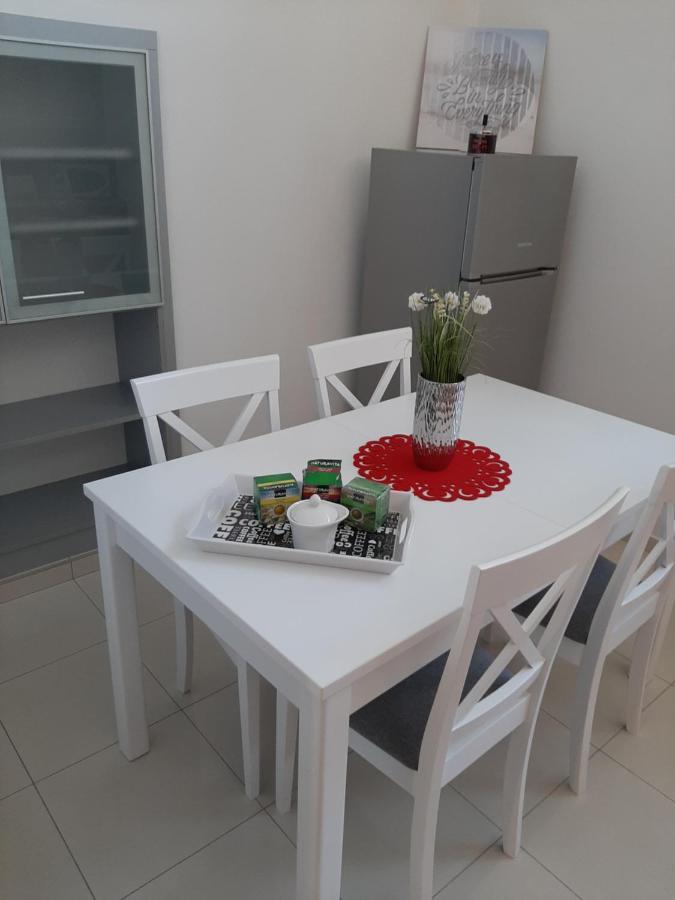 Apartman Kod Kestena 오시예크 외부 사진