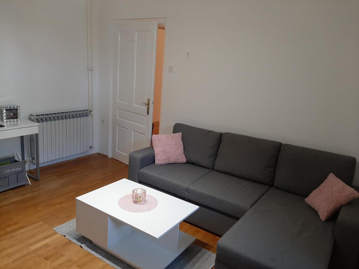 Apartman Kod Kestena 오시예크 외부 사진